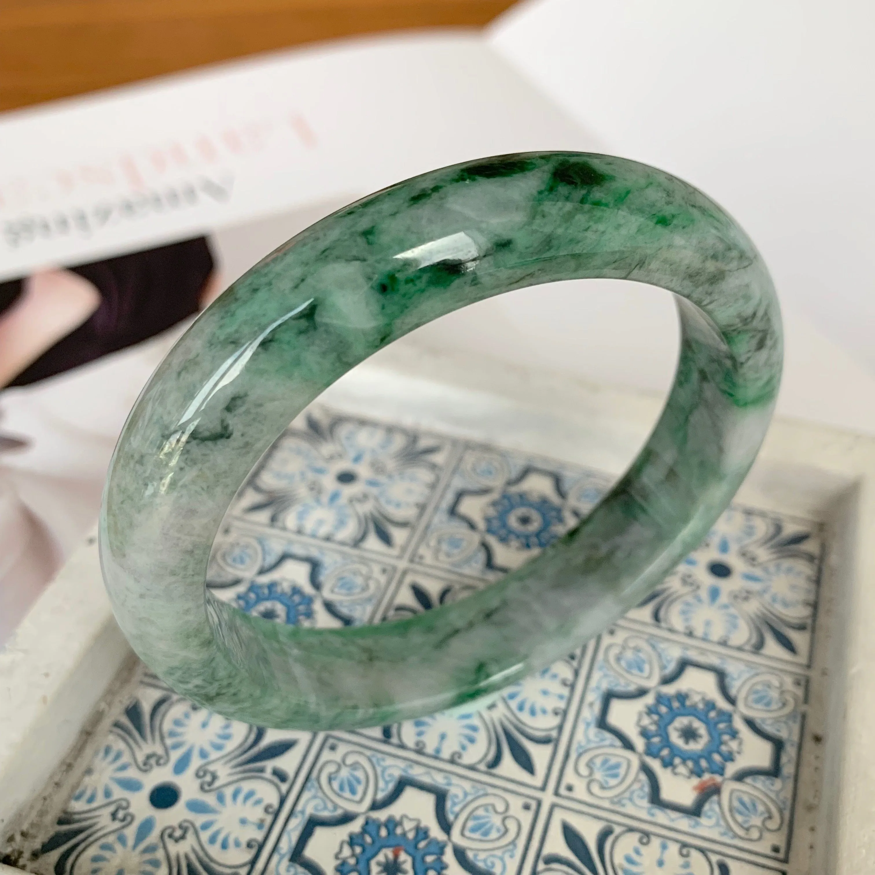 56.5mm A-Grade Natural Jadeite Modern Round Bangle No.151612